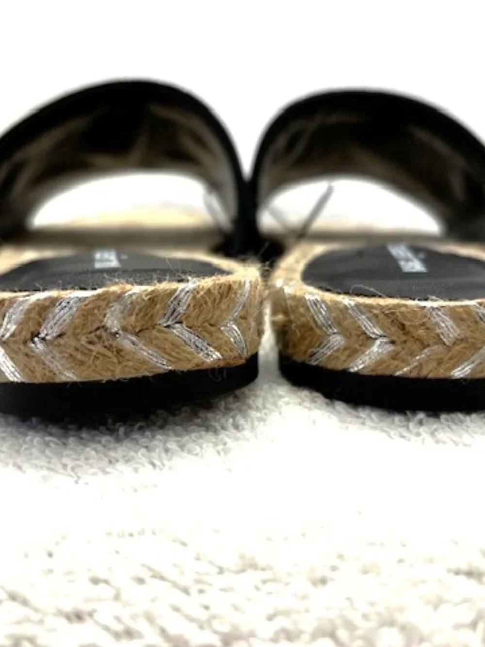 Karl Lagerfeld Paris Tulia black logo embellished slides with jute trim Size 8